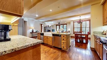 Snowcreek Vi The Lodges #1133 2 Bedroom Condo by RedAwning