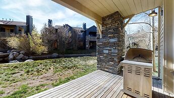 Snowcreek Vi The Lodges #1133 2 Bedroom Condo by RedAwning