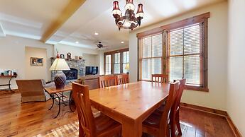 Snowcreek Vi The Lodges #1133 2 Bedroom Condo by RedAwning