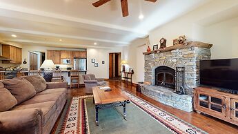 Snowcreek Vi The Lodges #1133 2 Bedroom Condo by RedAwning