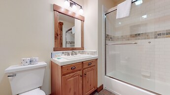 Snowcreek Vi The Lodges #1133 2 Bedroom Condo by RedAwning