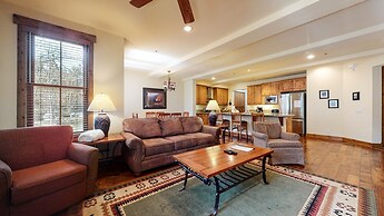 Snowcreek Vi The Lodges #1133 2 Bedroom Condo by RedAwning