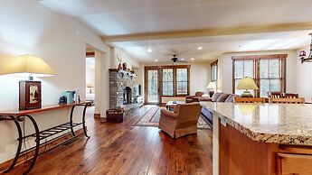 Snowcreek Vi The Lodges #1133 2 Bedroom Condo by RedAwning