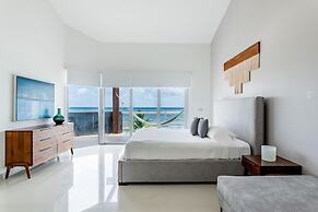 Casa Los Mares Ocean Front Penthouse 2 Bedroom Condo by Redawning