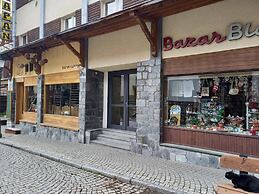 Newly Renovated Apartment in Cervinia's Heart