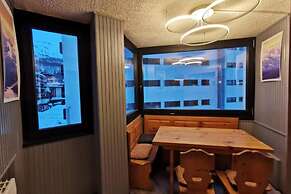 Newly Renovated Apartment in Cervinia's Heart