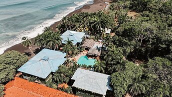 Marea Brava Hotel & Villas