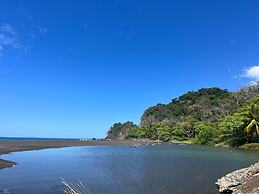 Marea Brava Hotel & Villas