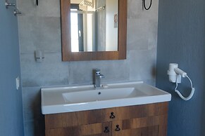 Cati Hotel Boutique Plus