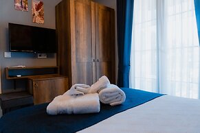 Cati Hotel Boutique Plus