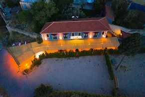 Cati Hotel Boutique Plus