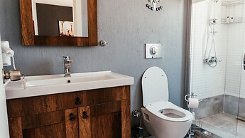 Cati Hotel Boutique Plus