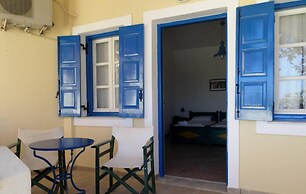 Santorious Cavehouse