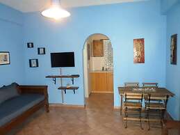 Santorious Family Apartment