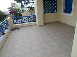 Santorious Family Apartment