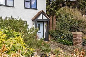Stunning Character 2bed Cottage in St Albans Wifi