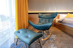 Millennium Plaza Hotel