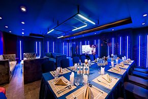 Millennium Plaza Hotel