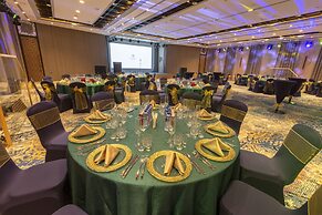 Millennium Plaza Hotel