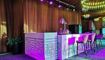 Millennium Plaza Hotel