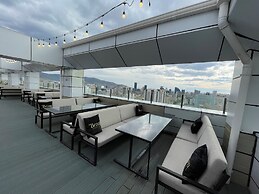 Millennium Plaza Hotel