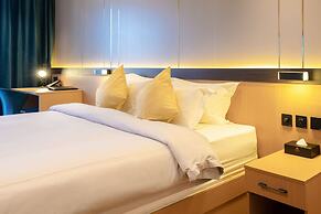 Millennium Plaza Hotel