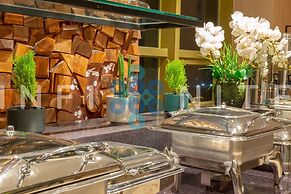 Millennium Plaza Hotel