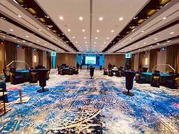 Millennium Plaza Hotel