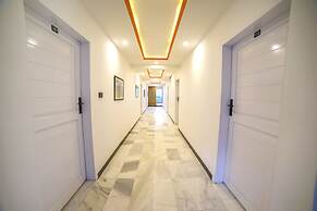 Roomph Premium Al Noor Airport Road