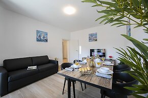 Boutique Apartment 7