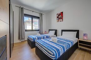 Boutique Apartment 7