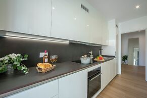 Boutique Apartment 10