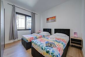 Boutique Apartment 10