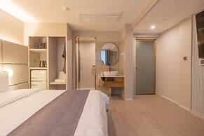 SeoMyeon Denvasta Central Hotel