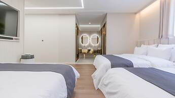 SeoMyeon Denvasta Central Hotel