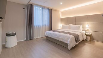 SeoMyeon Denvasta Central Hotel