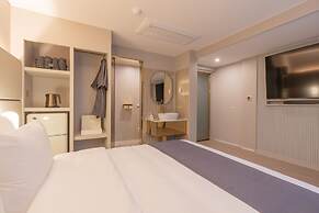 SeoMyeon Denvasta Central Hotel