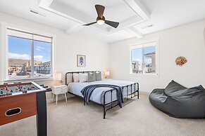 Persian Palms by RedAwning