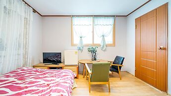 Gangchon Pine Hill Pension