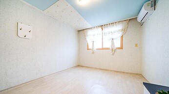 Gangchon Pine Hill Pension