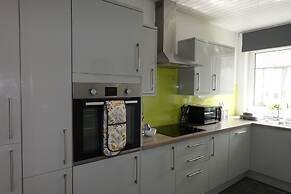 Lady Wilson Apartment