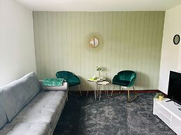 Lady Wilson Apartment