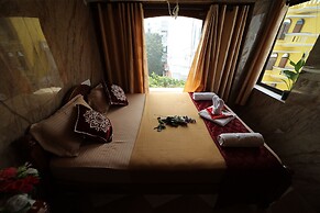 French Breeze Residency