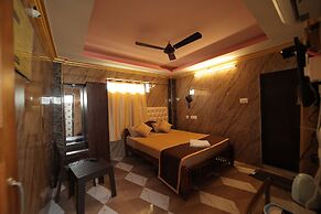 French Breeze Residency