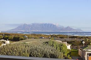 Big Bay Beach Club 21