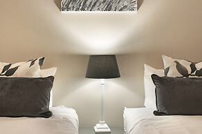 Big Bay Beach Club 21