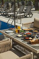 The Rest Port Village Hotel