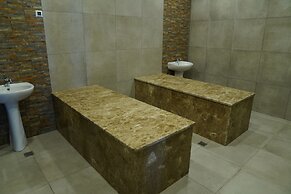 Deluxe Park Qusar Resort & Spa Hotel