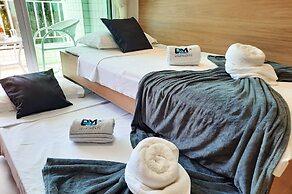 Beach Way Charmoso Pé na Areia 2 quartos 6 pessoas By DM Apartments