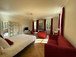 LOGIS HOTEL DU PARC